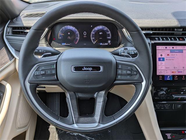 new 2025 Jeep Grand Cherokee car, priced at $44,755