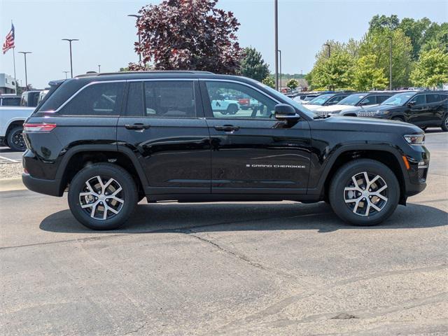 new 2025 Jeep Grand Cherokee car, priced at $44,755