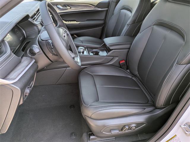 new 2025 Jeep Grand Cherokee car, priced at $44,426