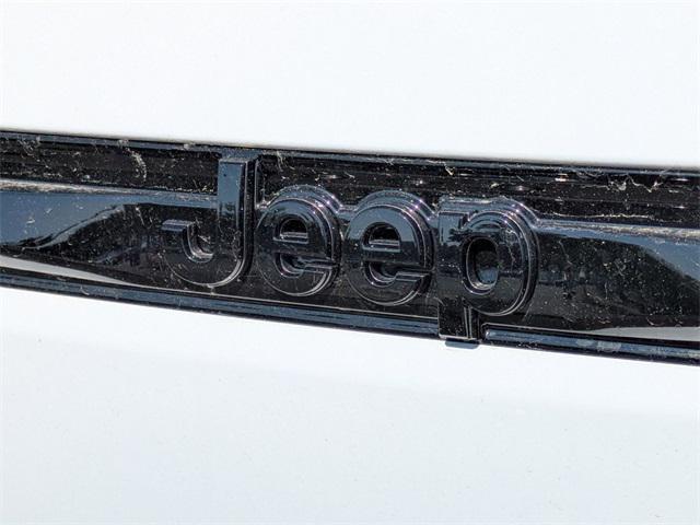 new 2025 Jeep Grand Cherokee car, priced at $44,426