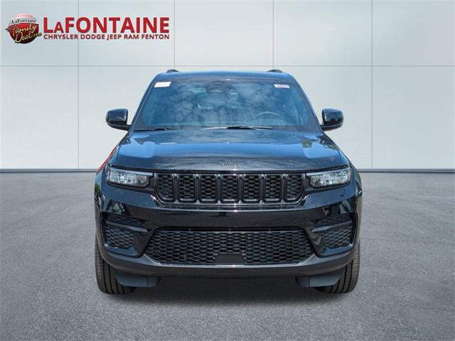 new 2025 Jeep Grand Cherokee car, priced at $42,910