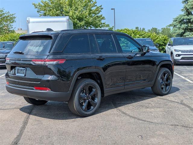 new 2025 Jeep Grand Cherokee car, priced at $44,910