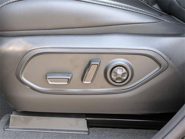 new 2025 Jeep Grand Cherokee car, priced at $42,910