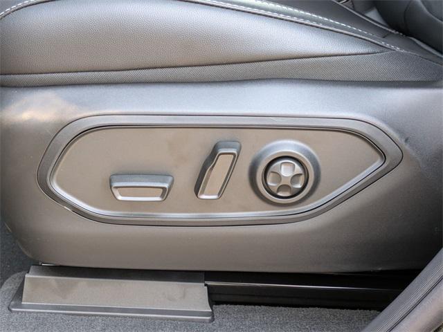 new 2025 Jeep Grand Cherokee car, priced at $44,910