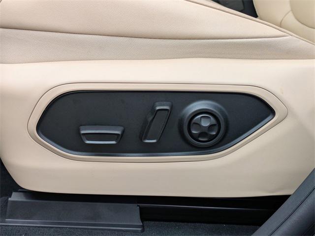 new 2025 Jeep Grand Cherokee car, priced at $44,755