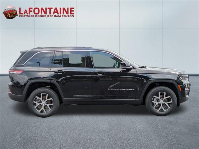 new 2025 Jeep Grand Cherokee car, priced at $44,755