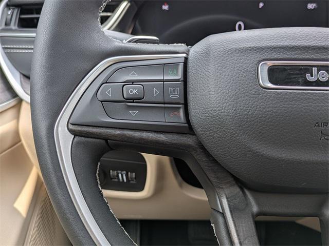 new 2025 Jeep Grand Cherokee car, priced at $44,755