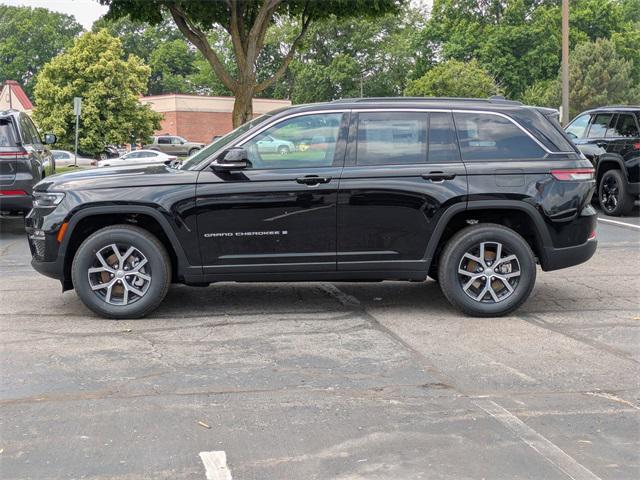 new 2025 Jeep Grand Cherokee car, priced at $44,755