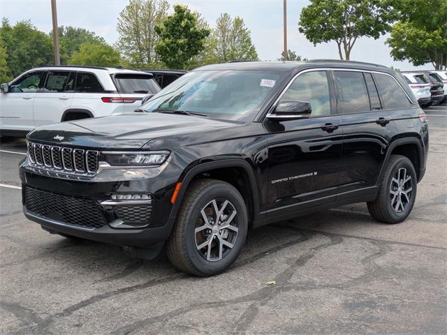 new 2025 Jeep Grand Cherokee car, priced at $44,755