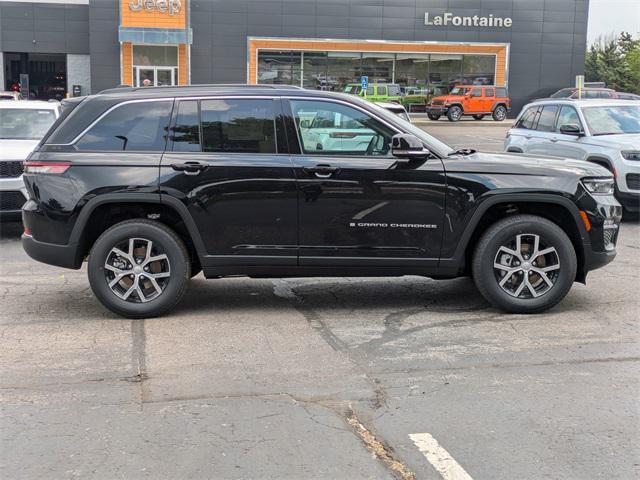 new 2025 Jeep Grand Cherokee car, priced at $44,755