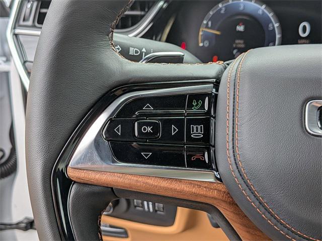 new 2025 Jeep Grand Cherokee car, priced at $62,572