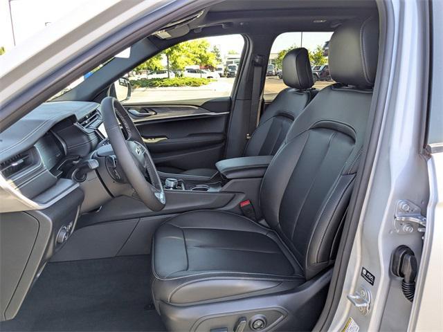 new 2025 Jeep Grand Cherokee car, priced at $47,085