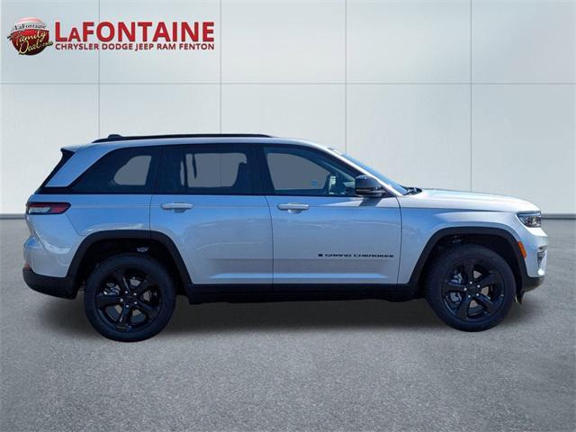 new 2025 Jeep Grand Cherokee car, priced at $47,085