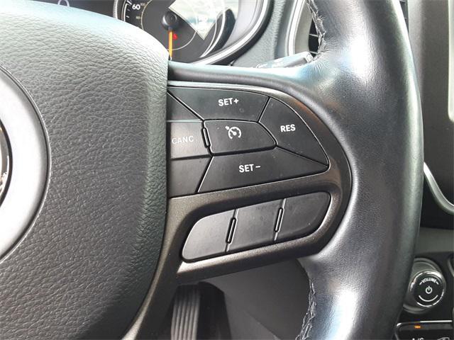 used 2020 Jeep Cherokee car, priced at $22,418