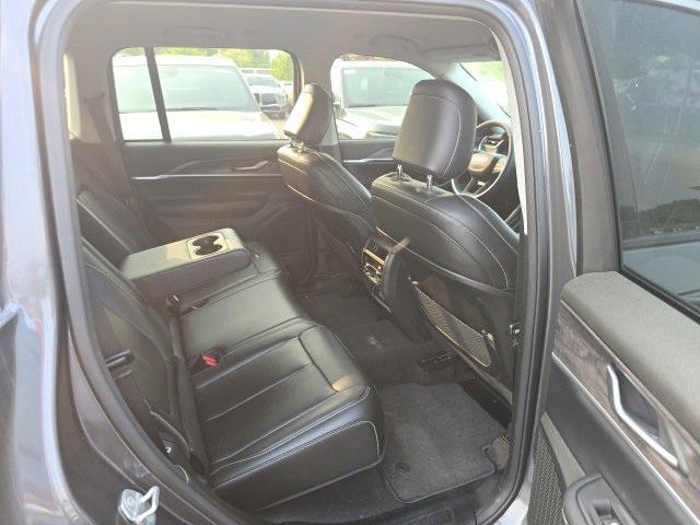 used 2024 Jeep Grand Cherokee car, priced at $39,432