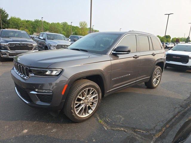 used 2024 Jeep Grand Cherokee car, priced at $39,432
