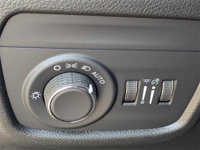 new 2025 Jeep Grand Cherokee L car, priced at $40,537
