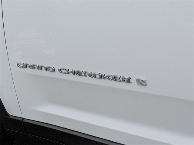 new 2025 Jeep Grand Cherokee car, priced at $44,246