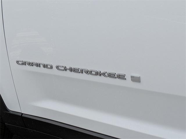 new 2025 Jeep Grand Cherokee car, priced at $44,246