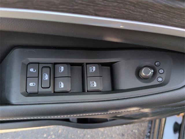 new 2025 Jeep Grand Cherokee L car, priced at $50,551