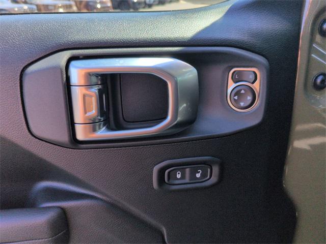 new 2025 Jeep Gladiator car, priced at $47,253