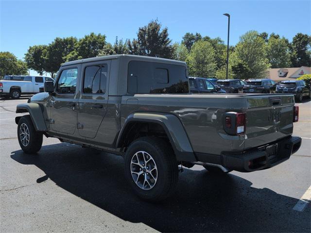 new 2025 Jeep Gladiator car, priced at $47,253