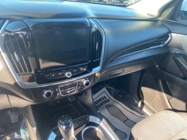 used 2020 Chevrolet Traverse car, priced at $21,517