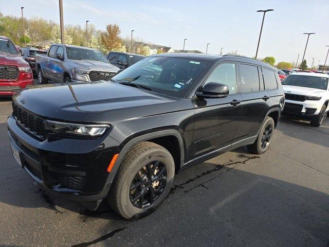 used 2024 Jeep Grand Cherokee L car, priced at $33,511