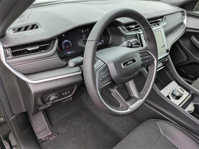 new 2025 Jeep Grand Cherokee car, priced at $42,910