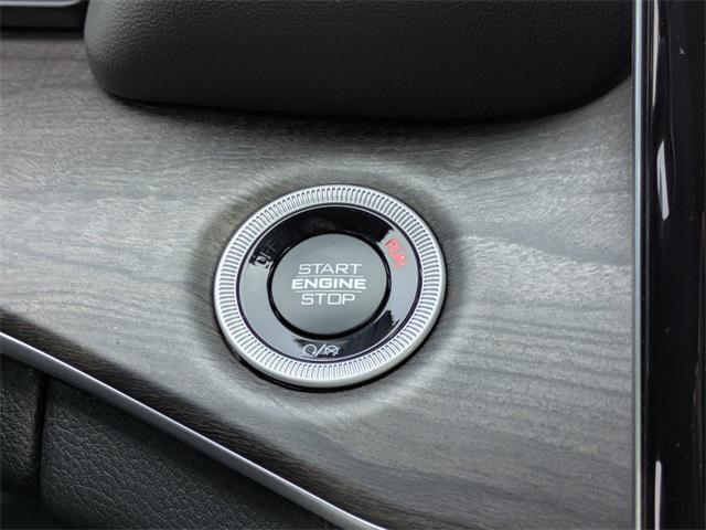 new 2025 Jeep Grand Cherokee car, priced at $42,605
