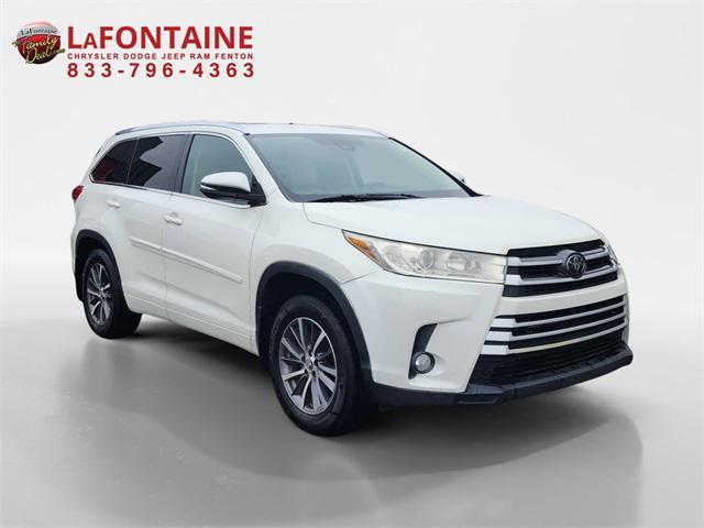 used 2018 Toyota Highlander car, priced at $21,436