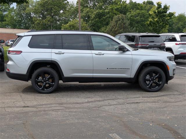 new 2025 Jeep Grand Cherokee L car, priced at $44,772