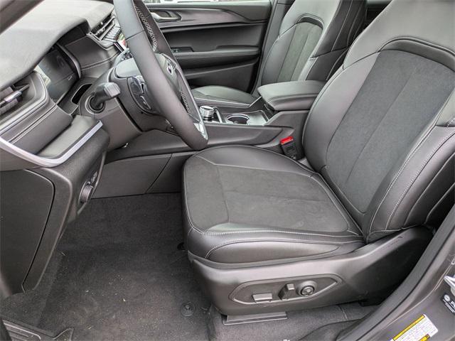 new 2025 Jeep Grand Cherokee L car, priced at $44,582