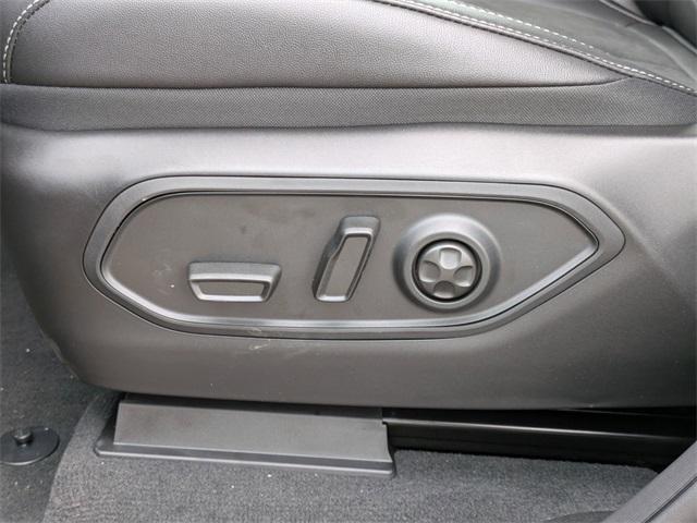 new 2025 Jeep Grand Cherokee L car, priced at $44,582
