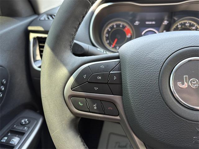 used 2021 Jeep Cherokee car, priced at $25,695