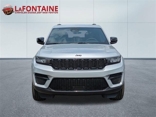 new 2025 Jeep Grand Cherokee car, priced at $42,910