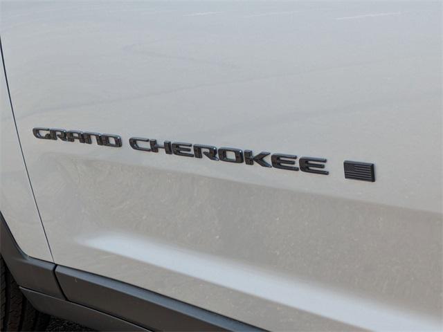 new 2025 Jeep Grand Cherokee car, priced at $42,910