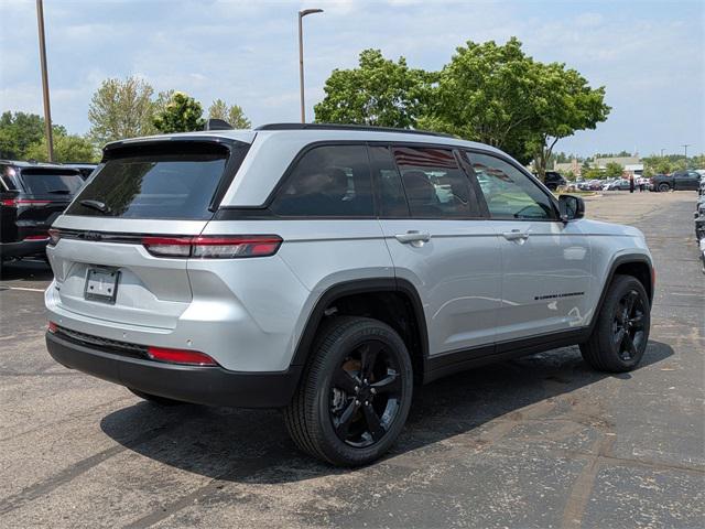 new 2025 Jeep Grand Cherokee car, priced at $42,910