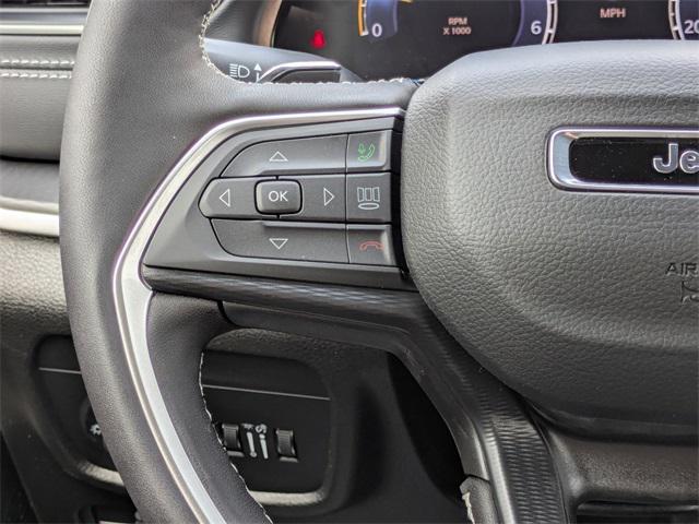 new 2025 Jeep Grand Cherokee car, priced at $42,910