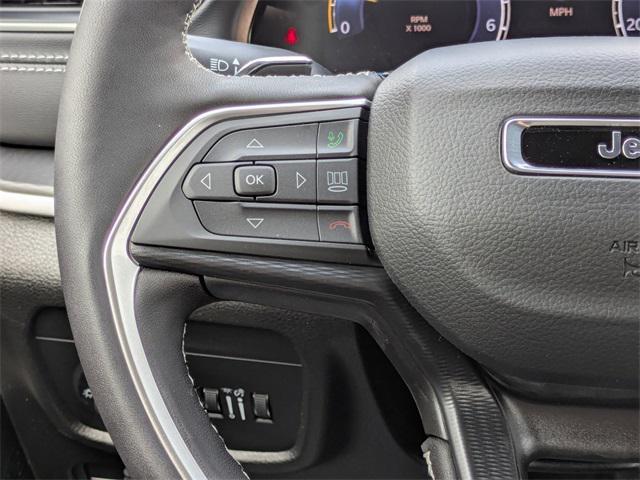 new 2025 Jeep Grand Cherokee car, priced at $42,910