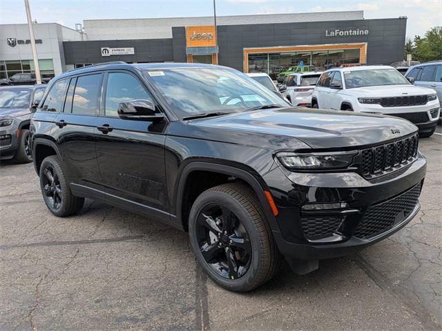 new 2025 Jeep Grand Cherokee car, priced at $47,085