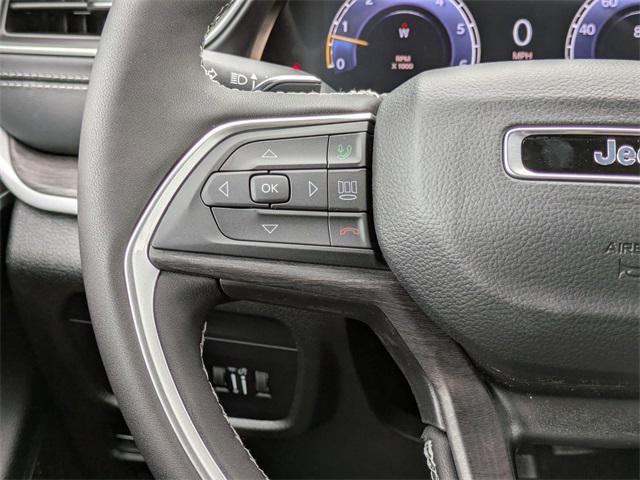 new 2025 Jeep Grand Cherokee car, priced at $47,085