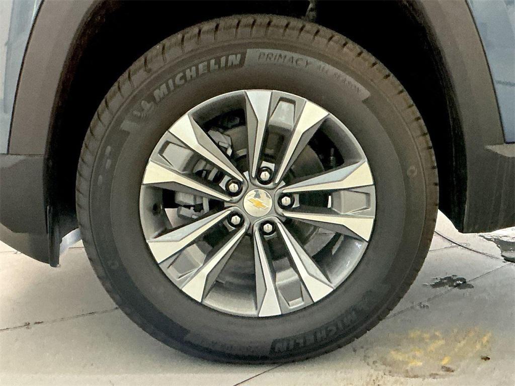 new 2026 Chevrolet Equinox car, priced at $28,540