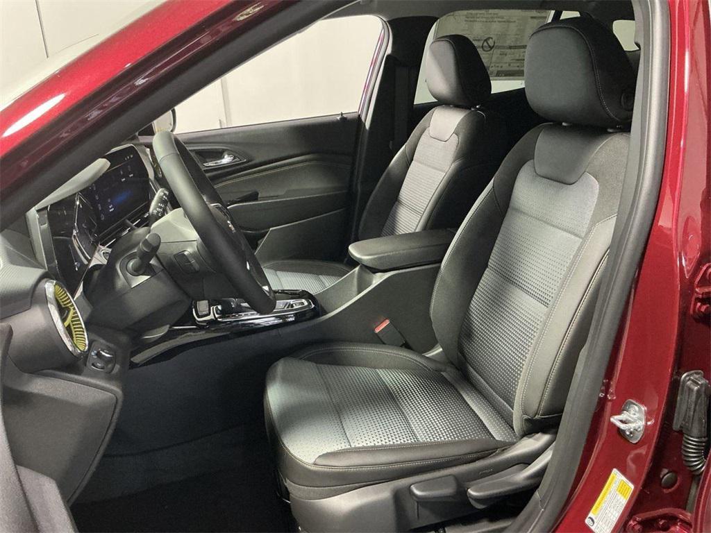 new 2025 Chevrolet Trax car, priced at $23,389