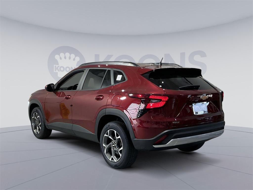new 2025 Chevrolet Trax car, priced at $23,389