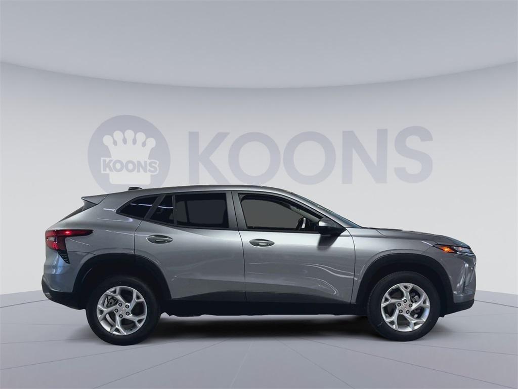 new 2026 Chevrolet Trax car, priced at $22,255