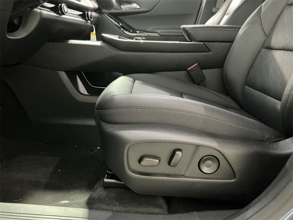 new 2026 Chevrolet Equinox car, priced at $31,690
