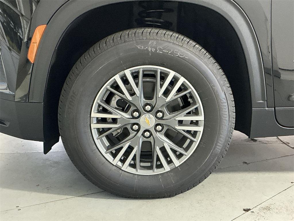 new 2026 Chevrolet Traverse car, priced at $42,939