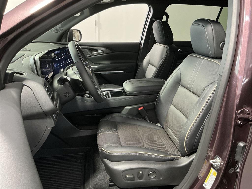 new 2026 Chevrolet Traverse car, priced at $58,514