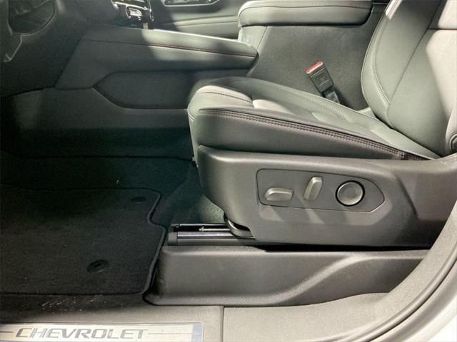 new 2025 Chevrolet Suburban car, priced at $76,320